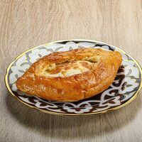 Хачапури с сыром в Чайхана Плов N1