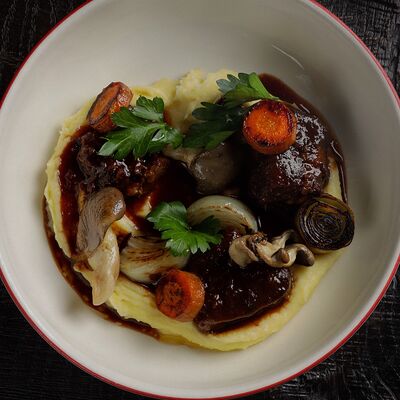 Бифбургеньон в Dacha restaurant по цене 1040 ₽