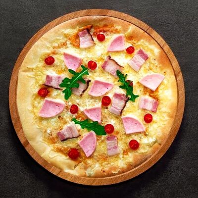 Пицца Меланж 30 см в ПиццаПлюс по цене 980 ₽