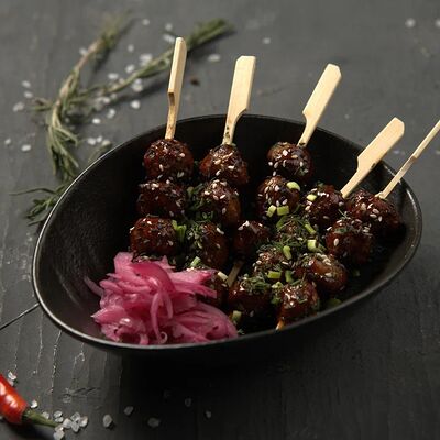 Митболы в остро-сладком соусе в Гвозди по цене 460 ₽