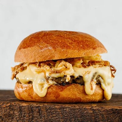 Ирландская сырная бомба 360гр в Choppers по цене 745 ₽