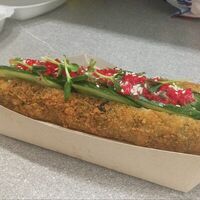 Суши дог с чукой и лососем в Фукусима