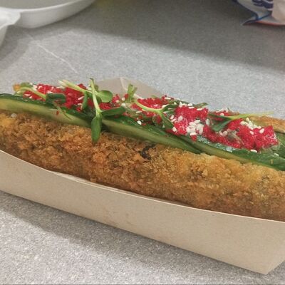 Суши дог с чукой и лососем в Фукусима по цене 699 ₽