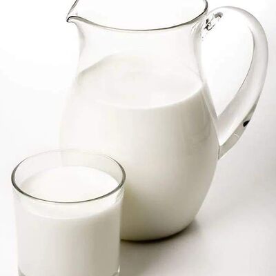 Молоко в Любимые мгновения по цене 100 ₽