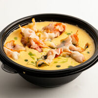 Сырный крем суп с беконом в XO Complex