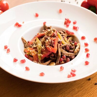 Салат Тбилиси в Юность по цене 450 ₽