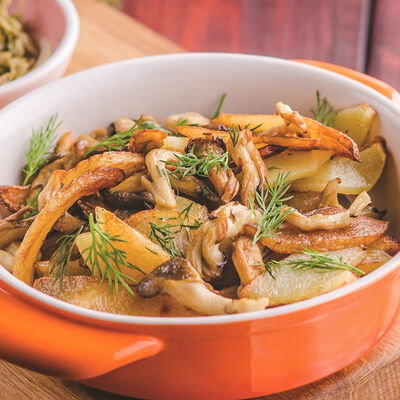 Жареный картофель с грибами в Двор Помидор по цене 350