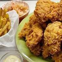 Комбо фри, курица в кляре, соус в iWok