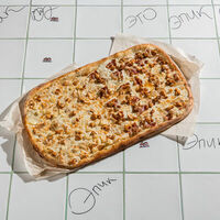 Гавайи-Карбонара полметра в Epic Pizza