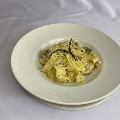 Паппарделле с курицей и грибами в Amaks по цене 430 ₽