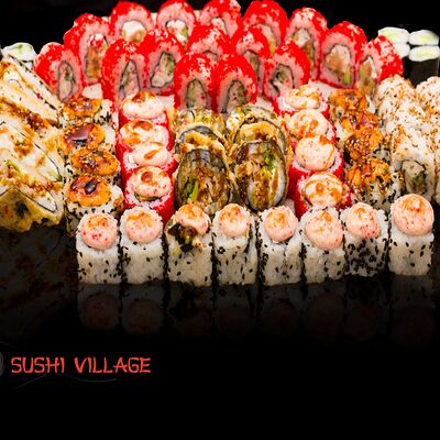 Ассорти Большая семья №1 в Sushi Village по цене 4399 ₽