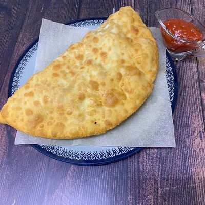 Чебурек Вятский с мясом в Вятский чебурек по цене 240 ₽