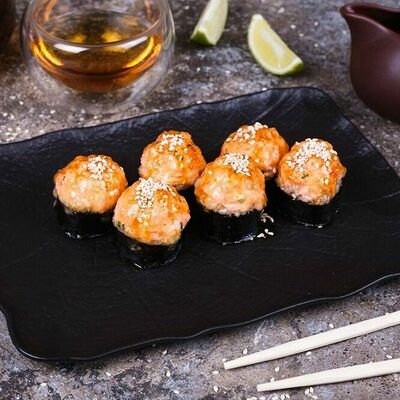 Запеченный ролл с лососем в Маймун по цене 690