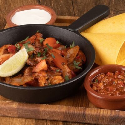 Фахитос с морепродуктами в El sol по цене 800 ₽