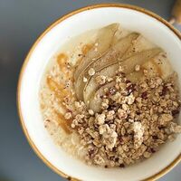 Овсяная каша с грушей на кокосовом молокев Tugannar