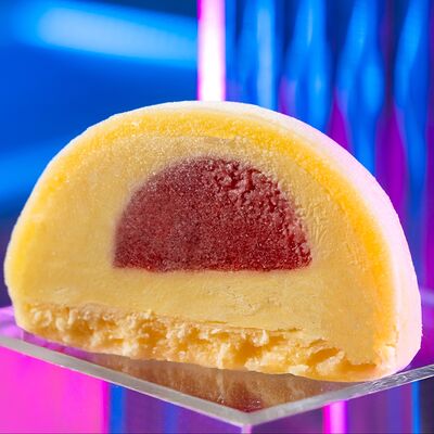 Моти Манго-клубника в Gojira ramen по цене 340 ₽