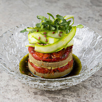 Мильфей с вялеными томатами, муссом из баклажанов и соусом чимичурри в Metropol Delivery по цене 1600 ₽