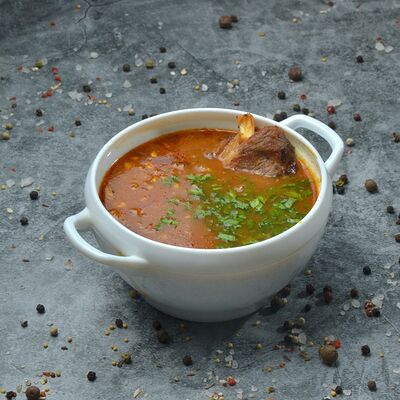 Харчо с бараниной в Шашлычный дворик по цене 480 ₽