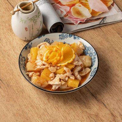 Курица в сладко-остром соусе в Цзао Ван по цене 385 ₽