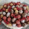Клубника в шоколаде и красная смородина в корзине в Buketonline - Съедобные букеты и клубника в шоколаде по цене 17600
