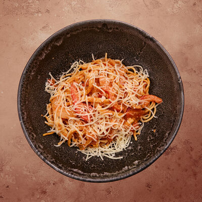 Паста с кальмаром в The Pivo по цене 350 ₽