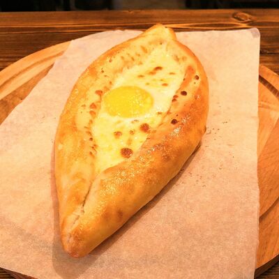 Хачапури по-аджарски в Очаг по цене 360 ₽