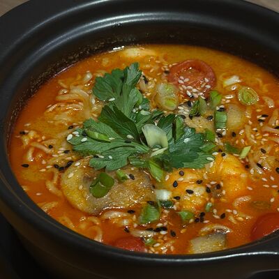 Шин рамен Том Ям в Mornis Корейская кухня по цене 850 ₽