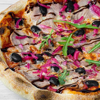 Тунец и лукв Xpizza по цене 1279 ₽