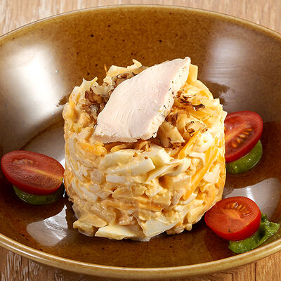 Бизнес-ланч Салат с курицей и ананасами в Колбасофф по цене 170