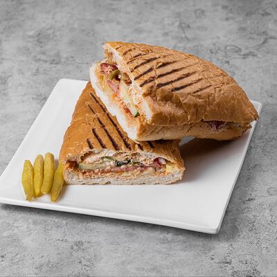 Донер в батоне куриный в Мармарис по цене 2020 ₸