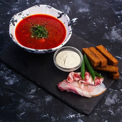 Борщ с салом и гренками в География по цене 500 ₽