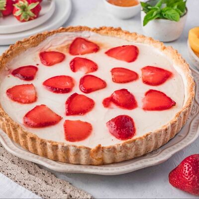 Клубничный киш в Время пирогов по цене 1090 ₽