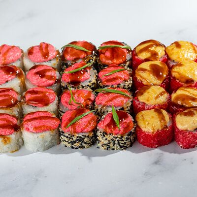 Сет запечуха в Pizza & Roll по цене 1195 ₽