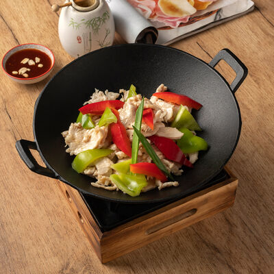 Курица в пряных перцах по-китайски в Цзао Ван по цене 360 ₽