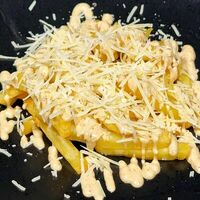 Картофель фри с пармезаном в Snail Суши