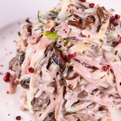 Салат Мясной в Вираж по цене 350 ₽