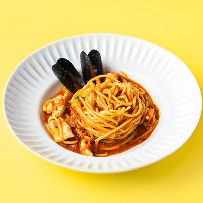 Спагетти с морепродуктами в томатном соусе в Лу по цене 1080 ₽