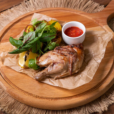 Половина цыпленкакорнишон с обжаренным картофелем в Белок по цене 890 ₽