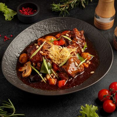 Целебный варёный говяжий хвост в Корё по цене 940 ₽