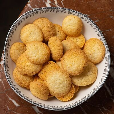 Печенье Овсяное с кокосом в Centrale bistro по цене 470 ₽