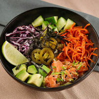 Поке Острый лосось в Spoke