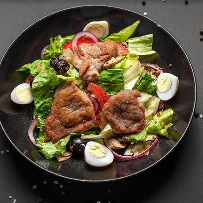 Салат Мясной в Mesto Sushi & Grill по цене 340