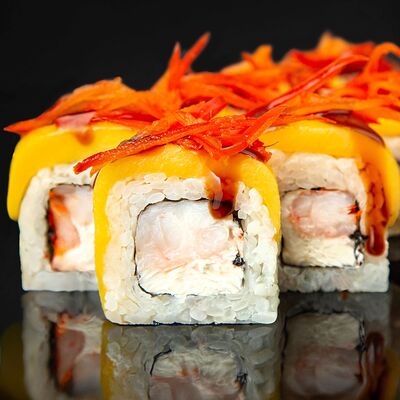 Ла Бамба Манго в The Rolling Rolls по цене 799 ₽