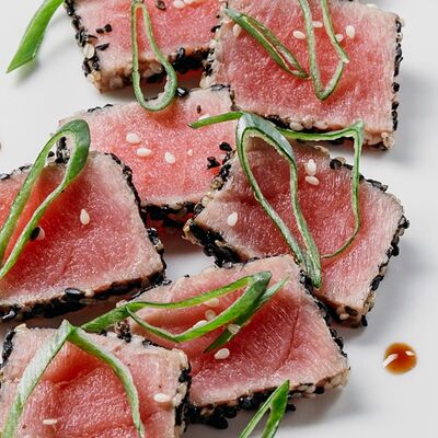 Татаки с мраморной говядиной в Гастрономический ресторан Москва по цене 1000 ₽