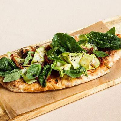 Фокачча с паштетом из томатов и цукини гриль в Беллуччи по цене 290