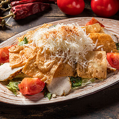 Цезарь по-грузински в PRO.Хинкали by Novikov по цене 690 ₽