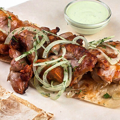 Шашлык из филе куриного бедра в Бурум по цене 460 ₽