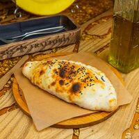 Кальцоне Четыре сыра в Iris