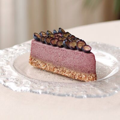 Смородиновый кейкв Моне по цене 750 ₽