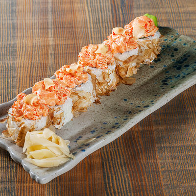 Ролл с тартаром из лосося в Bao по цене 890 ₽